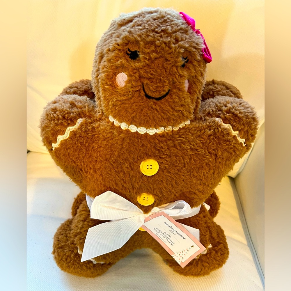 NWT Cupcakes and Cashmere Viral Gingerbread Pillow Set of TWO One Boy & One Girl